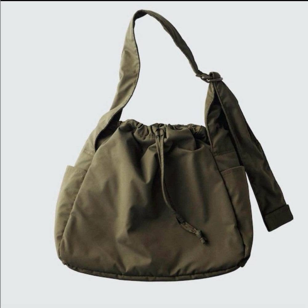 Sold!! UNIQLO C Soft Puffy Shoulder Bag, Olive